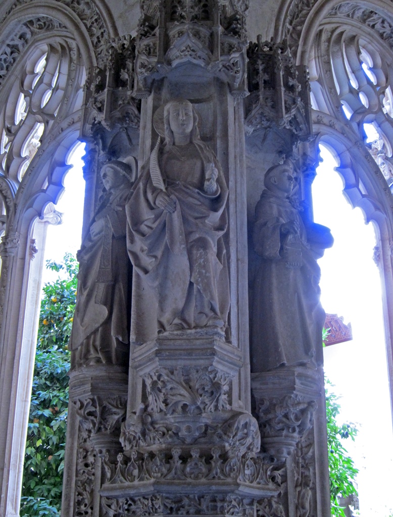 Corner Statues, Lower Cloister
